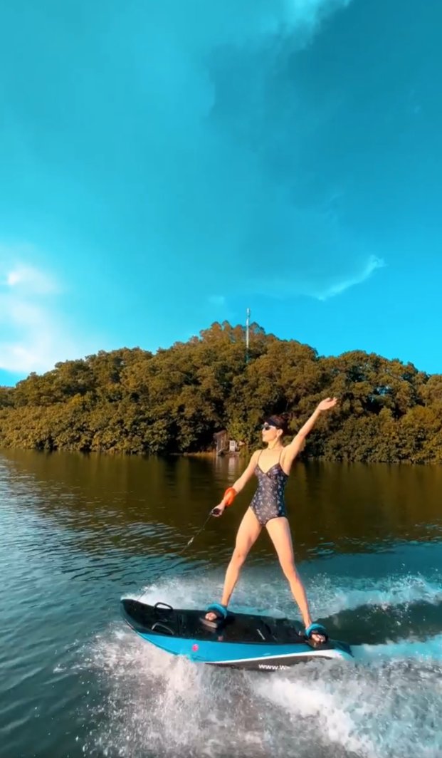 WaveSharkJP's tweet image. ビーチでサーフィンが日常化できたら、毎日が楽しみですね。 #WaveShark