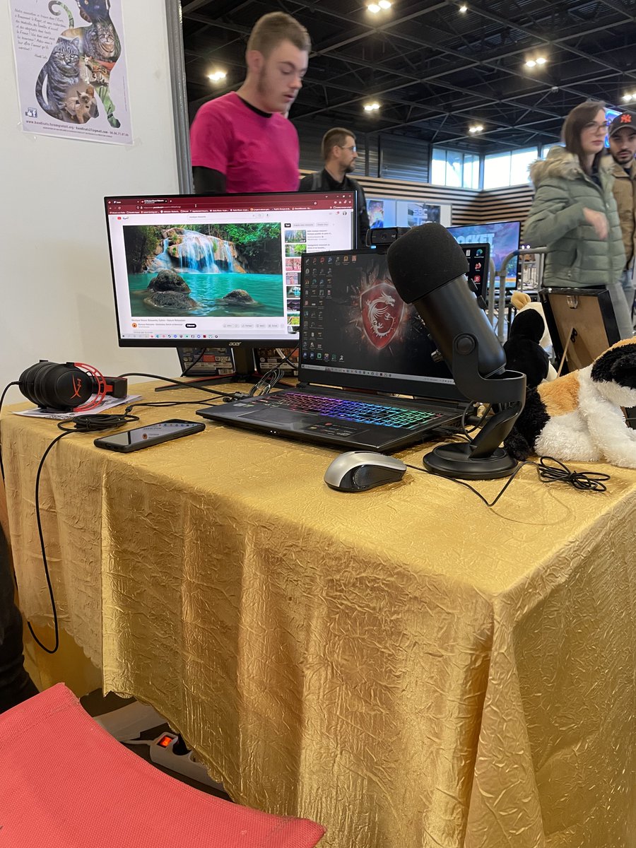 Armallysis's tweet photo. 2e jour de la #GameInReims22, on se donne rendez-vous sur le stream #Twitch à 9h30 et sur le stand 31 dès à présent ! #handicats
https://t.co/U6csgr9T5n https://t.co/aET4Sle7vT