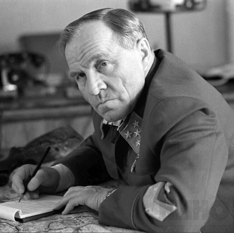 20 ноября 1927 года родился Михаил Александрович Ульянов - актёр, режиссёр театра и кино, театральный деятель, Народный артист СССР