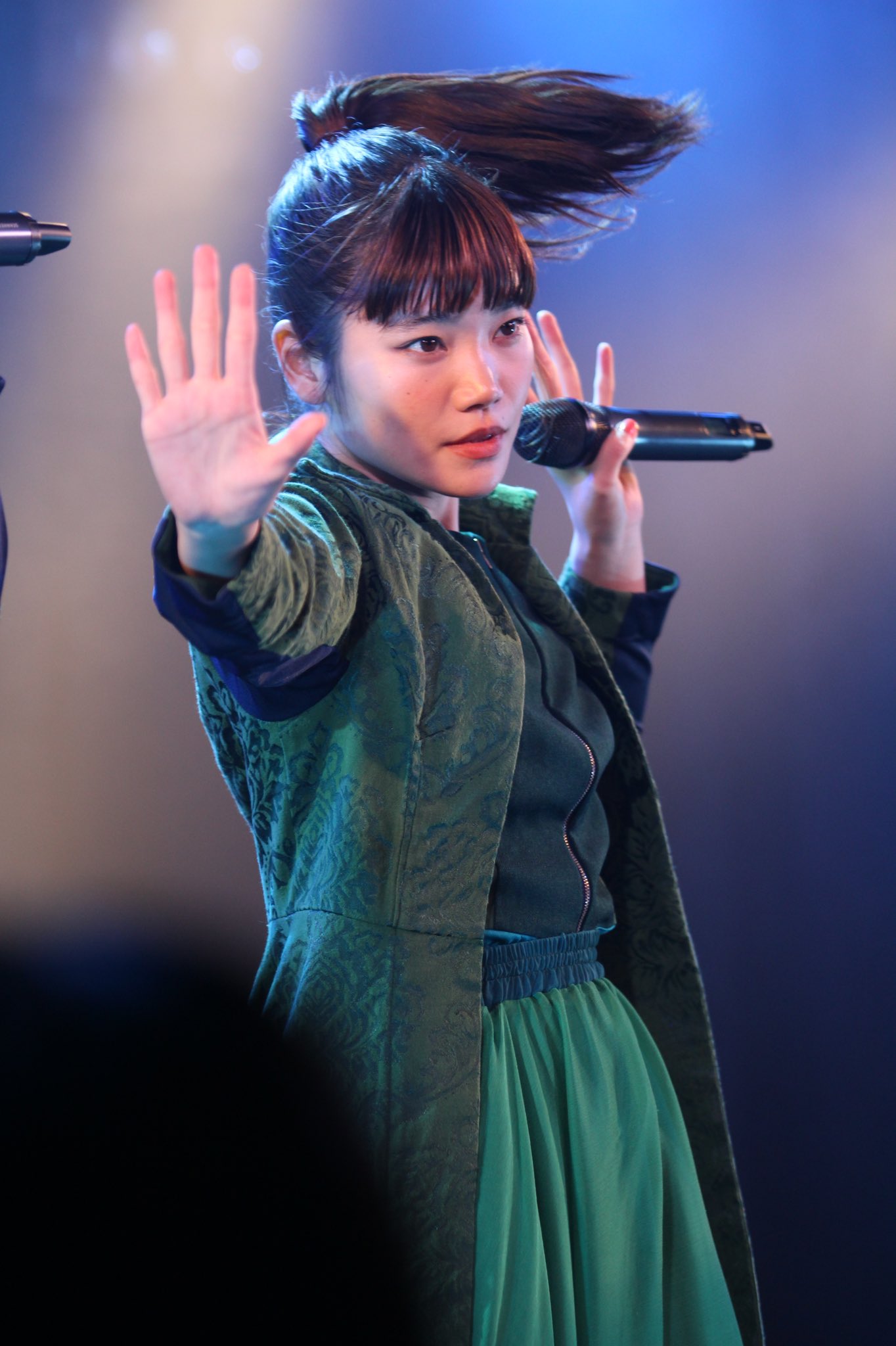 ナミ on Twitter "PAiNT iT BLACKのチッチさん超好き BiSH松山 FORLiVETOUR https//t