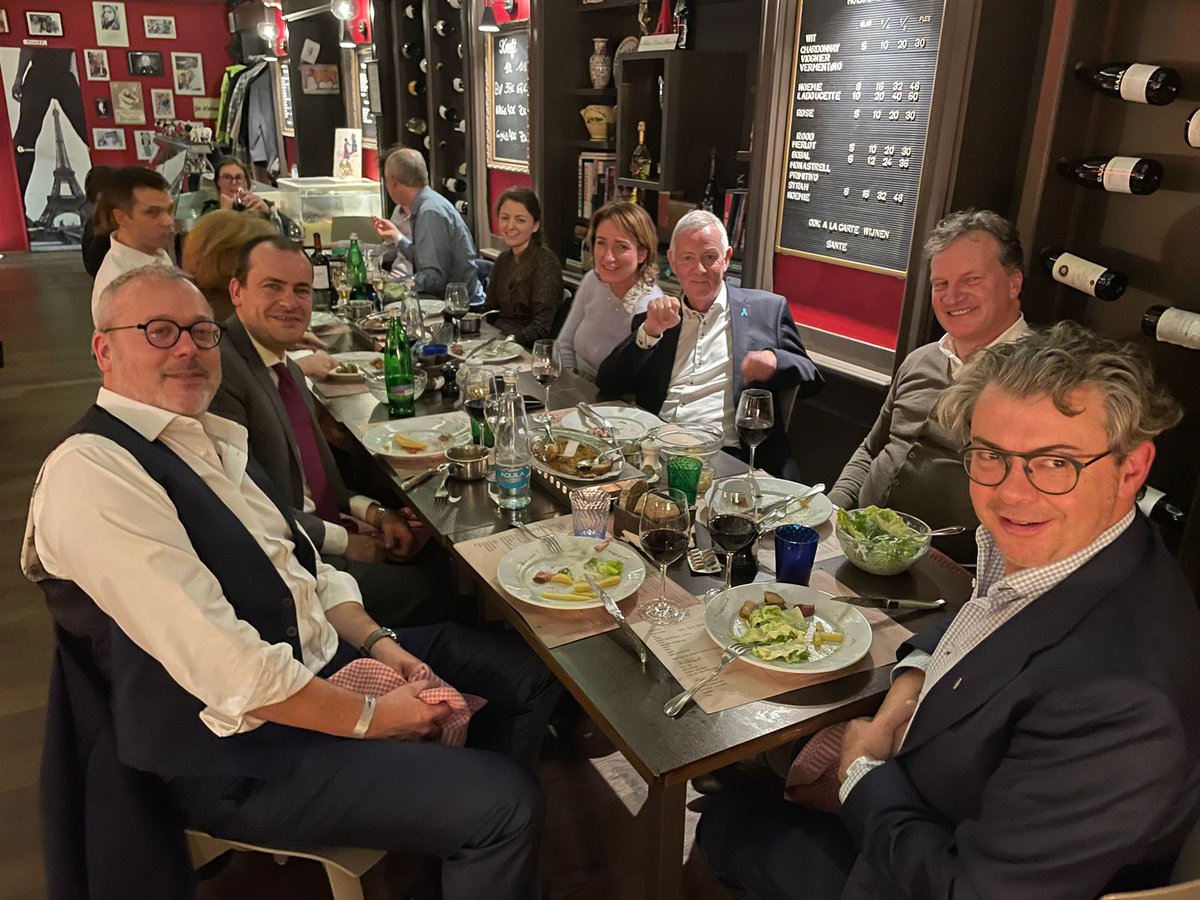 Gert De Meerleer (@gertmeerleer) on Twitter photo Excellent dinner after impressive PhD thesis by Gaetan Devos. High-risk prostate cancer and clear evidence in metastasis-directed therapy. Happy to be part of this team. #respect #prostatecancer #SBRT #arneo #oligo <a href="/joniau/">steven joniau</a> <a href="/heinvanpoppel/">Hein Van Poppel</a> <a href="/BertrandTOMBAL/">tombal</a> Excellent dinner after impressive PhD thesis by Gaetan Devos. High-risk prostate cancer and clear evidence in metastasis-directed therapy. Happy to be part of this team. #respect #prostatecancer #SBRT #arneo #oligo <a href="/joniau/">steven joniau</a> <a href="/heinvanpoppel/">Hein Van Poppel</a> <a href="/BertrandTOMBAL/">tombal</a>