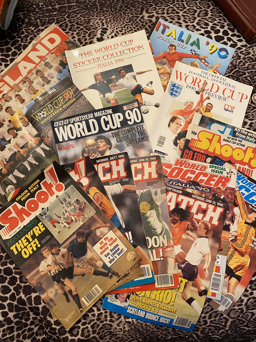 delpieri's tweet photo. Mint Italia '90 magazines / sticker books / wallcharts
#Italia90 #WC90 #WorldCup
@90sfootball @Vincera90 @80s90sfootball @WorldCup_Rewind @ak90s @matchmagazine https://t.co/mXq1tmfsoW