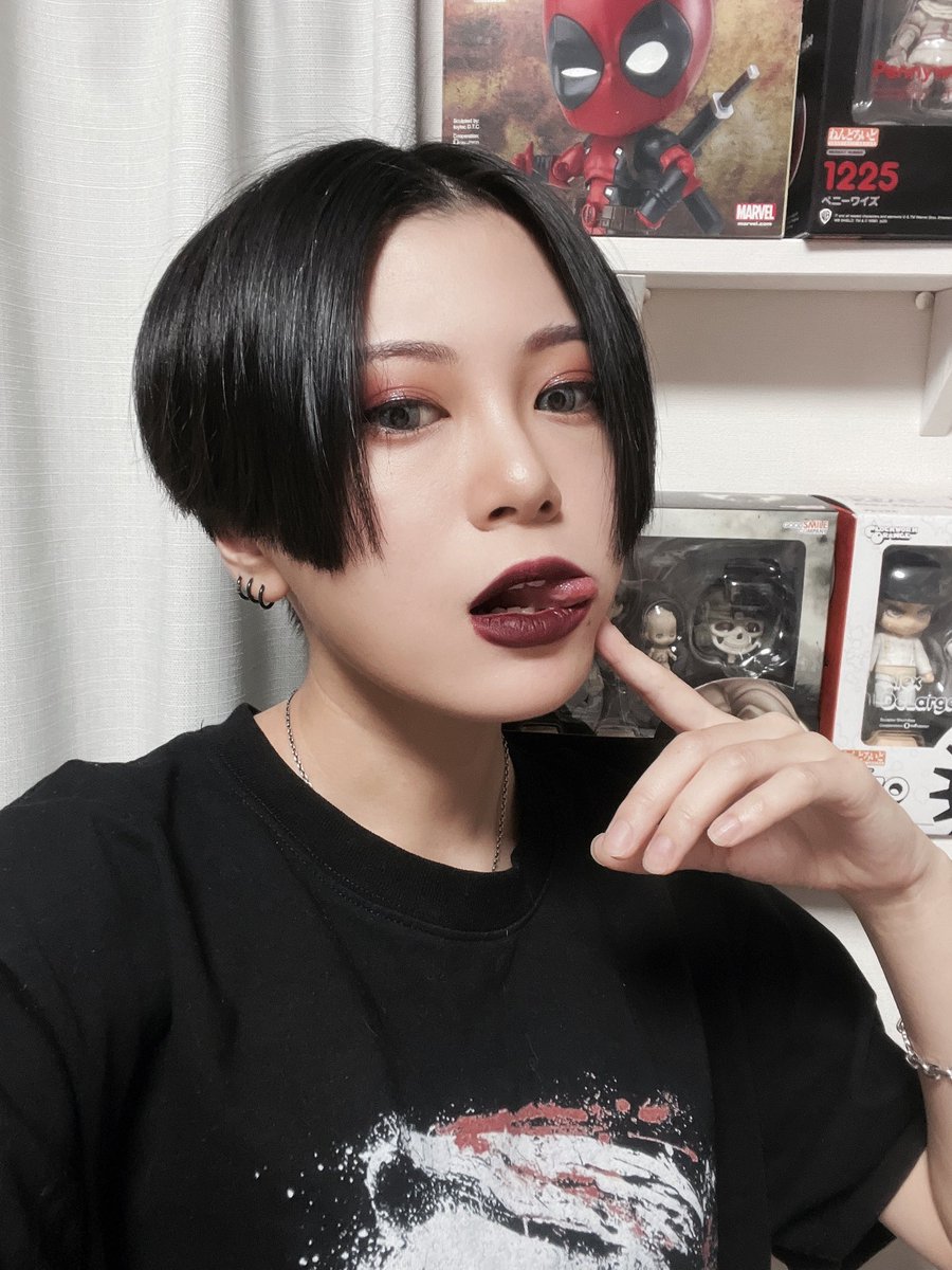 dpandaramu's tweet photo. 突然めちゃ濃いメイクしたくなってしちゃった☆ https://t.co/34qRSXls9x