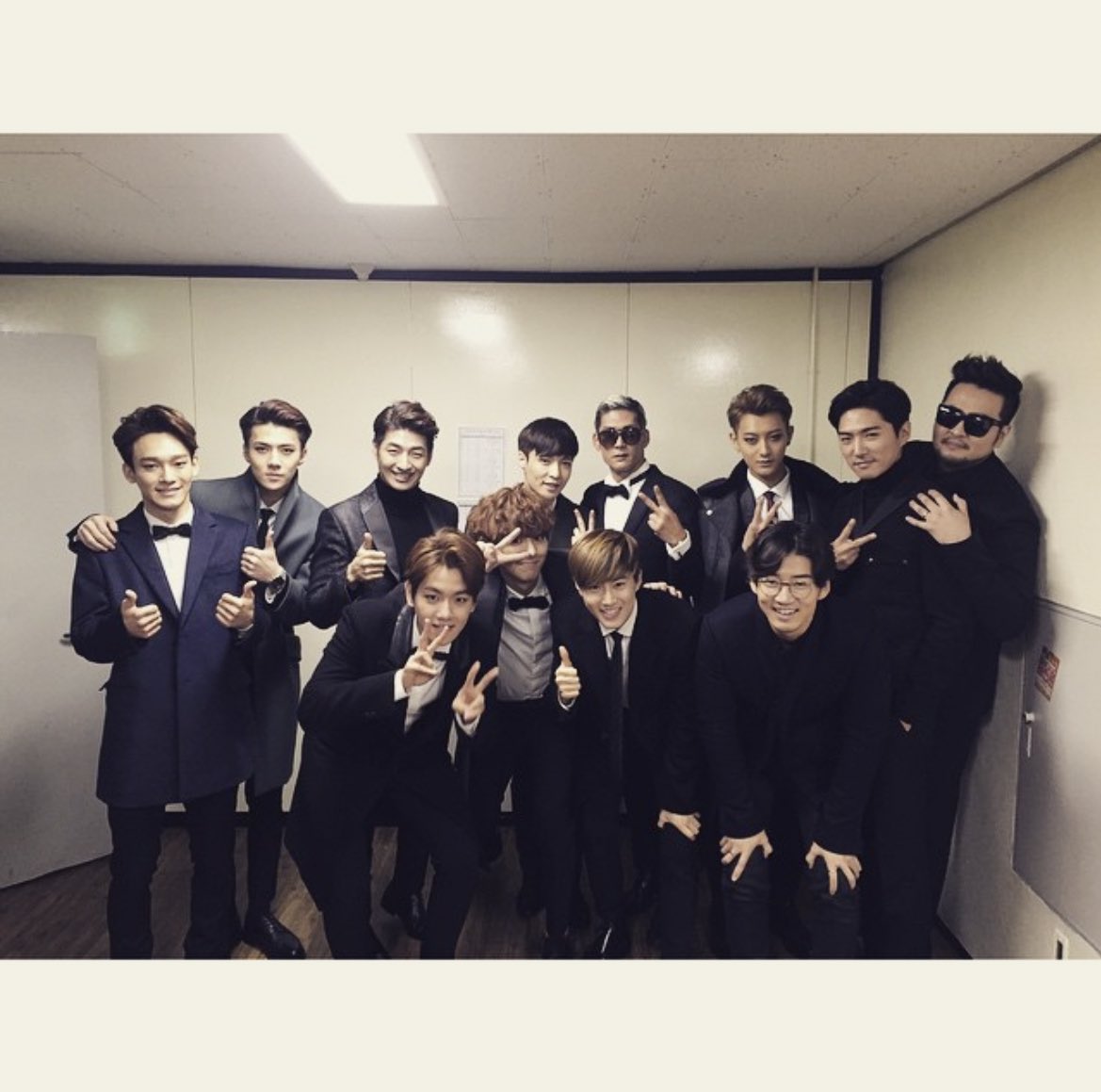 oohstagram's tweet photo. 150128 oohsehun instagram post 

우리 엑소 ❤️‍🩹 #SEHUN #세훈 #엑소 https://t.co/qFqpjFYO0y