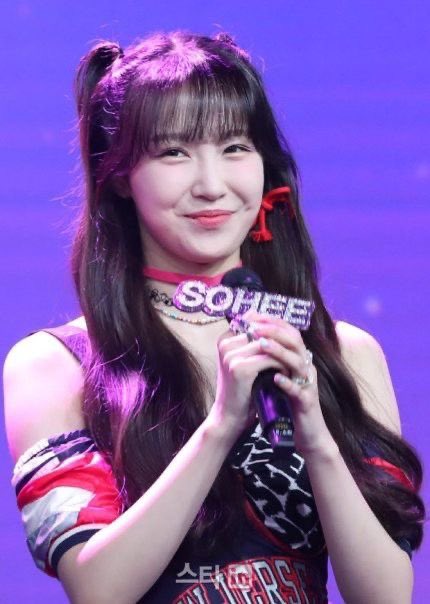 her beautiful smile 🥰🫠🌷