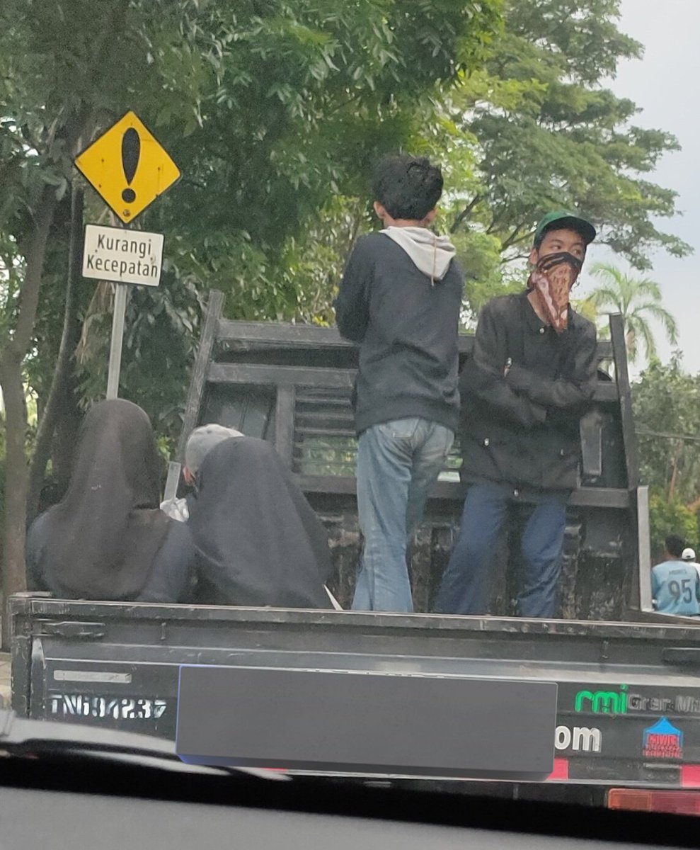 enviicii's tweet photo. "Anjir, keren banget gw!" https://t.co/tJ2qqNjWIE