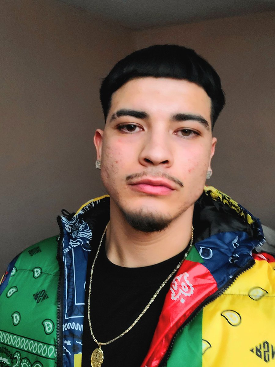 PHATPAPAJUNE's tweet image. Catch a case I&apos;d sit again