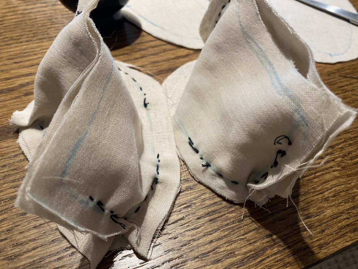 cadre_accessory's tweet photo. 靴底難しすぎますね…🥿 https://t.co/BmSPBjZOCv