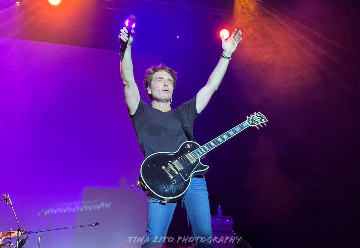 It was one big happy sing-along, but only when <a href="/richardmarx/">Richard Marx</a> said we could sing. Patchogue will never be the same. Thank you for another great night of incredible music and awesome story telling. I always look forward to your shows. <a href="/Patch_Theatre/">Patchogue Theatre</a>