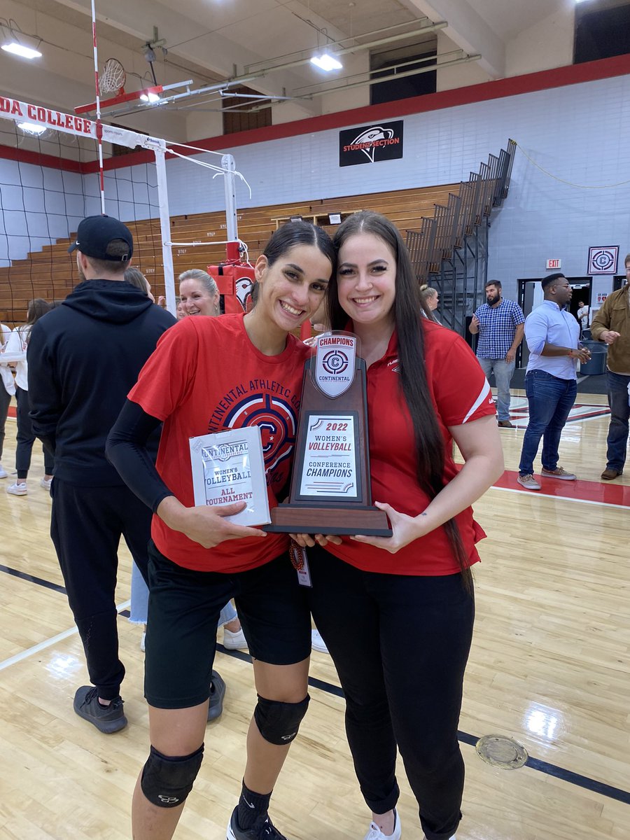 CHAMPS!! The hardest workers and best team 🫶🏻💍
