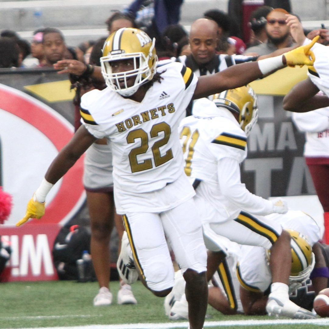 wildcard2k's tweet photo. Shout out to @CailJacksonJr for his big game vs FAMU!

2 INTs🔥
1 TD off a blocked punt 🔥
4 TOTs🔥

Game footage: @bamastatesports
📸: @theliyahcella 

#myasu #swarmas1 #iamswac #bamastate #famu #swac #hbcugameday https://t.co/1SVlk8niuy