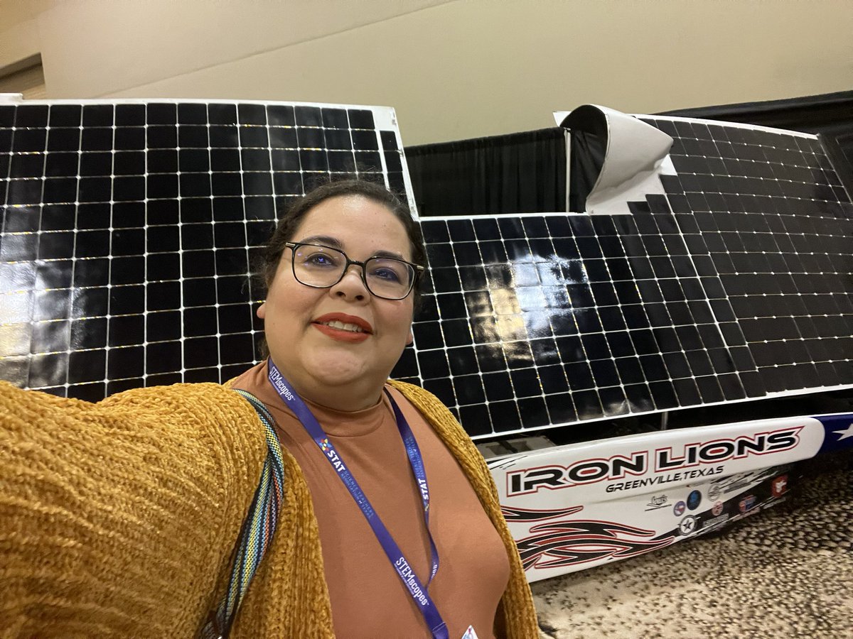 Teacher_Moody1's tweet photo. @MHEducation @ChannelviewISD @IronLionsRacing #keslerscience @SteveSpangler @playcirvin @BrownBobcats @TXScienceSTAT https://t.co/nJmBtGuyKm