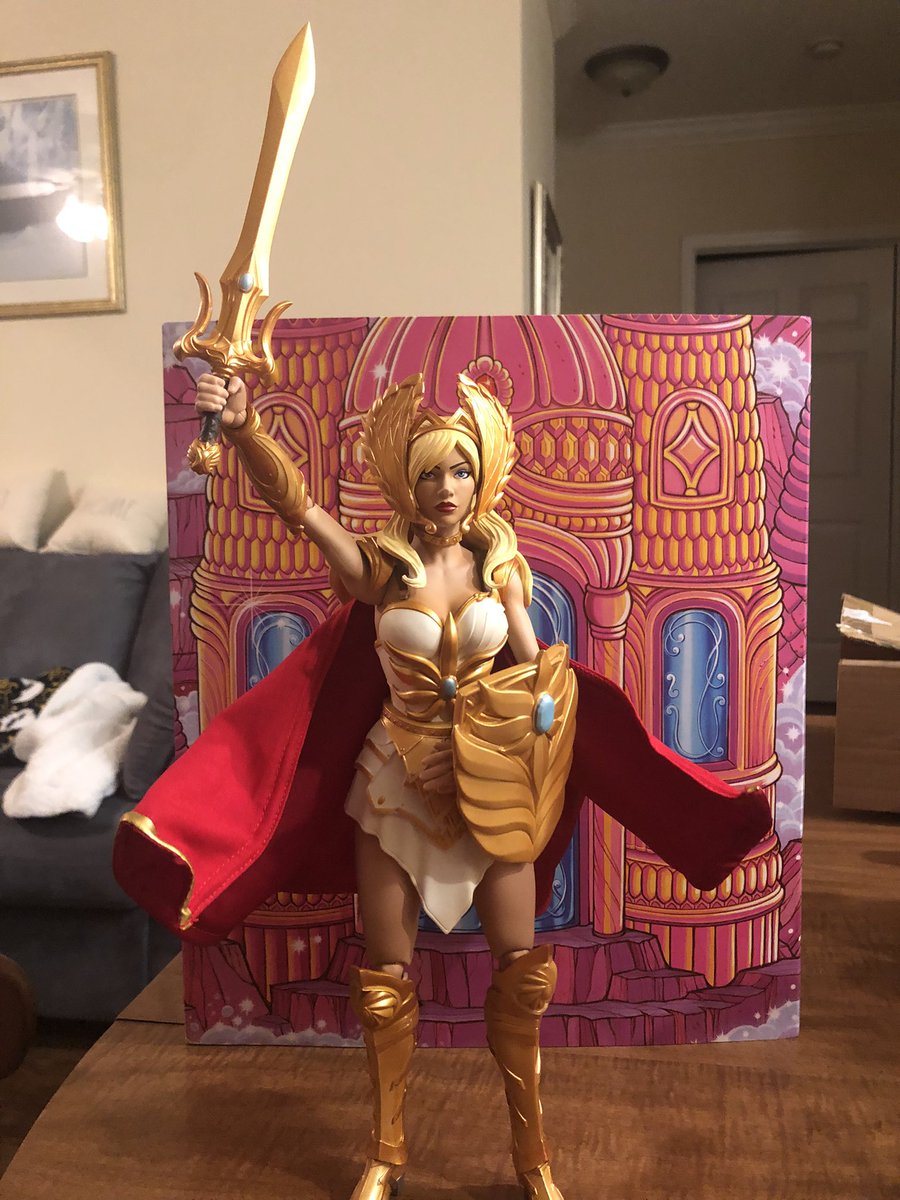 Victoria_Miller's tweet photo. I got a little something in the mail today that made my inner child super happy. Worth every penny. 😍#mondo #shera #princessofpower #motu #mastersoftheuniverss https://t.co/xUws38JPou