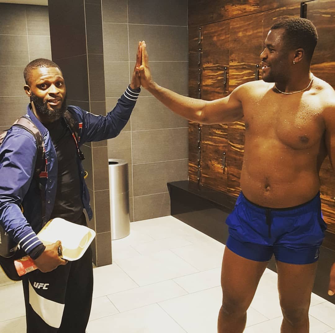 The infamous <a href="/Montello135/">Montel Jackson</a> <a href="/francis_ngannou/">Francis Ngannou</a> hand comp photo... <a href="/ufc/">UFC</a> #ufc281 <a href="/Jon_Anik/">Jon Anik</a> <a href="/dc_mma/">Daniel Cormier</a> <a href="/joerogan/">Joe Rogan</a>