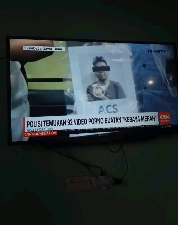 sosmed keras tweet media