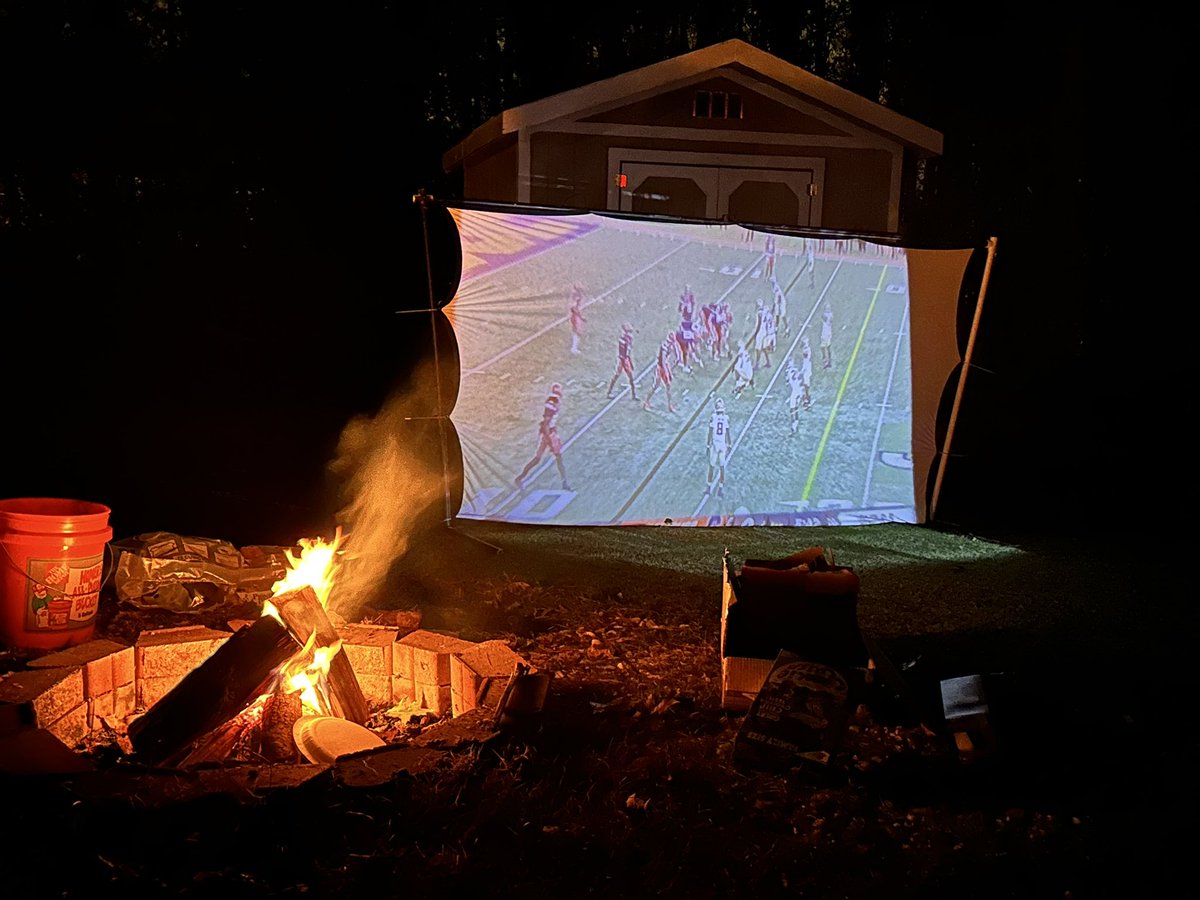 Zachary Parchomenko (@zparch) on Twitter photo Last chill weekend for a bit, enjoying it the right way! Go ‘Cuse! Last chill weekend for a bit, enjoying it the right way! Go ‘Cuse!