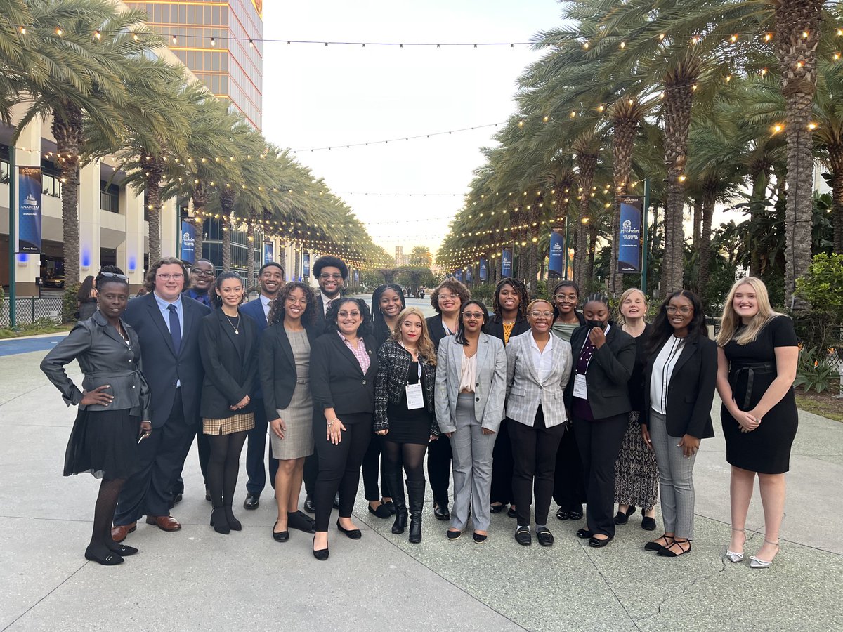 Phyllis R. Robinson tweet media