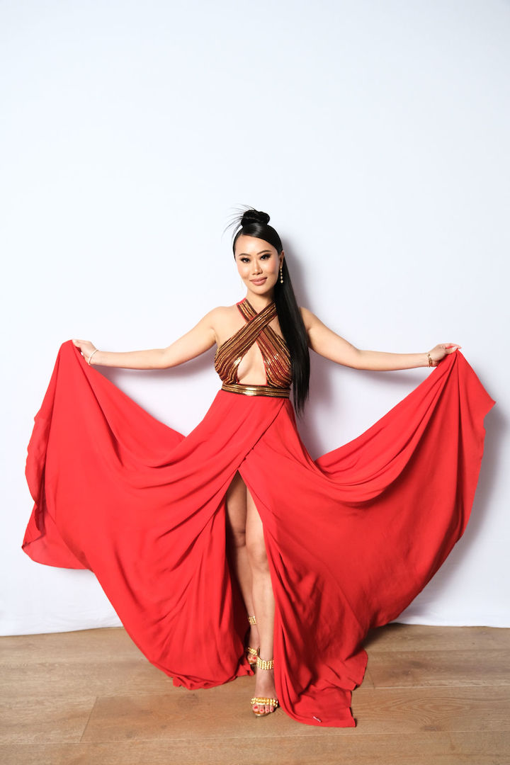 netflixgolden's tweet photo. happy birthday, @KellyMiLi! 

📸: halogen pictures https://t.co/nEwhPGFTgG
