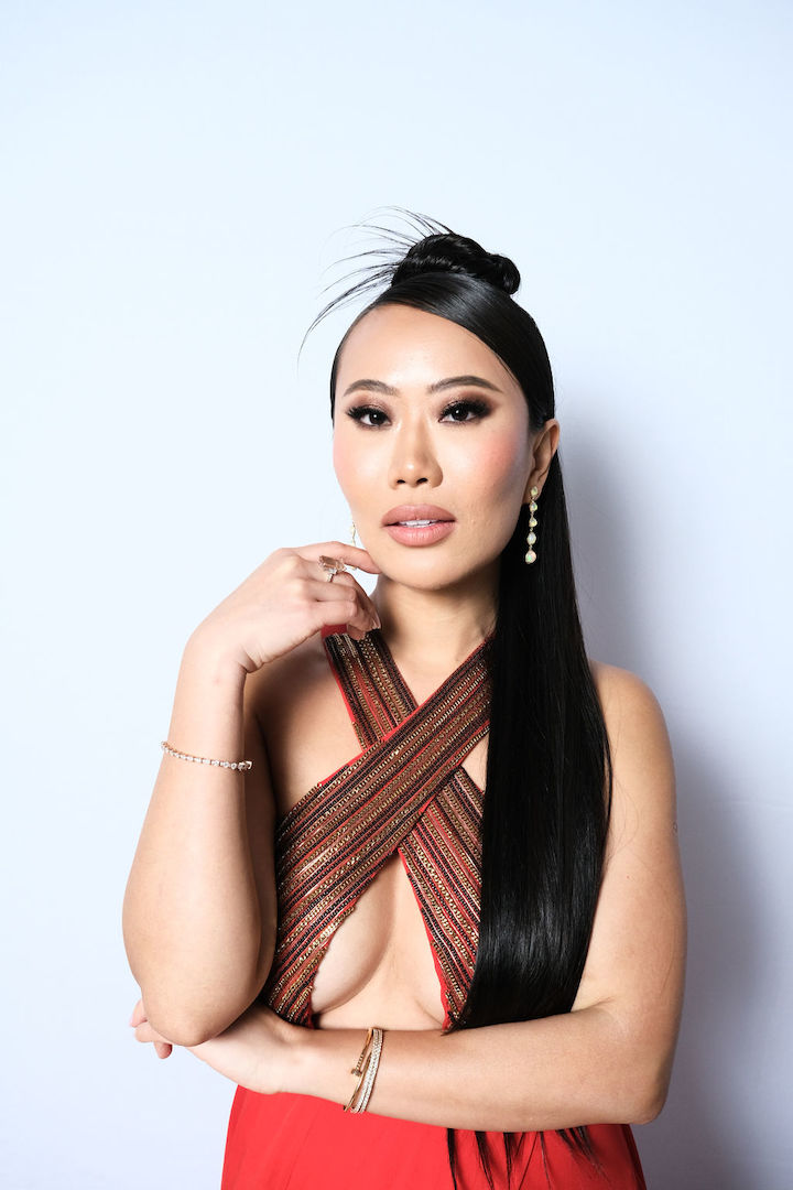 netflixgolden's tweet photo. happy birthday, @KellyMiLi! 

📸: halogen pictures https://t.co/nEwhPGFTgG
