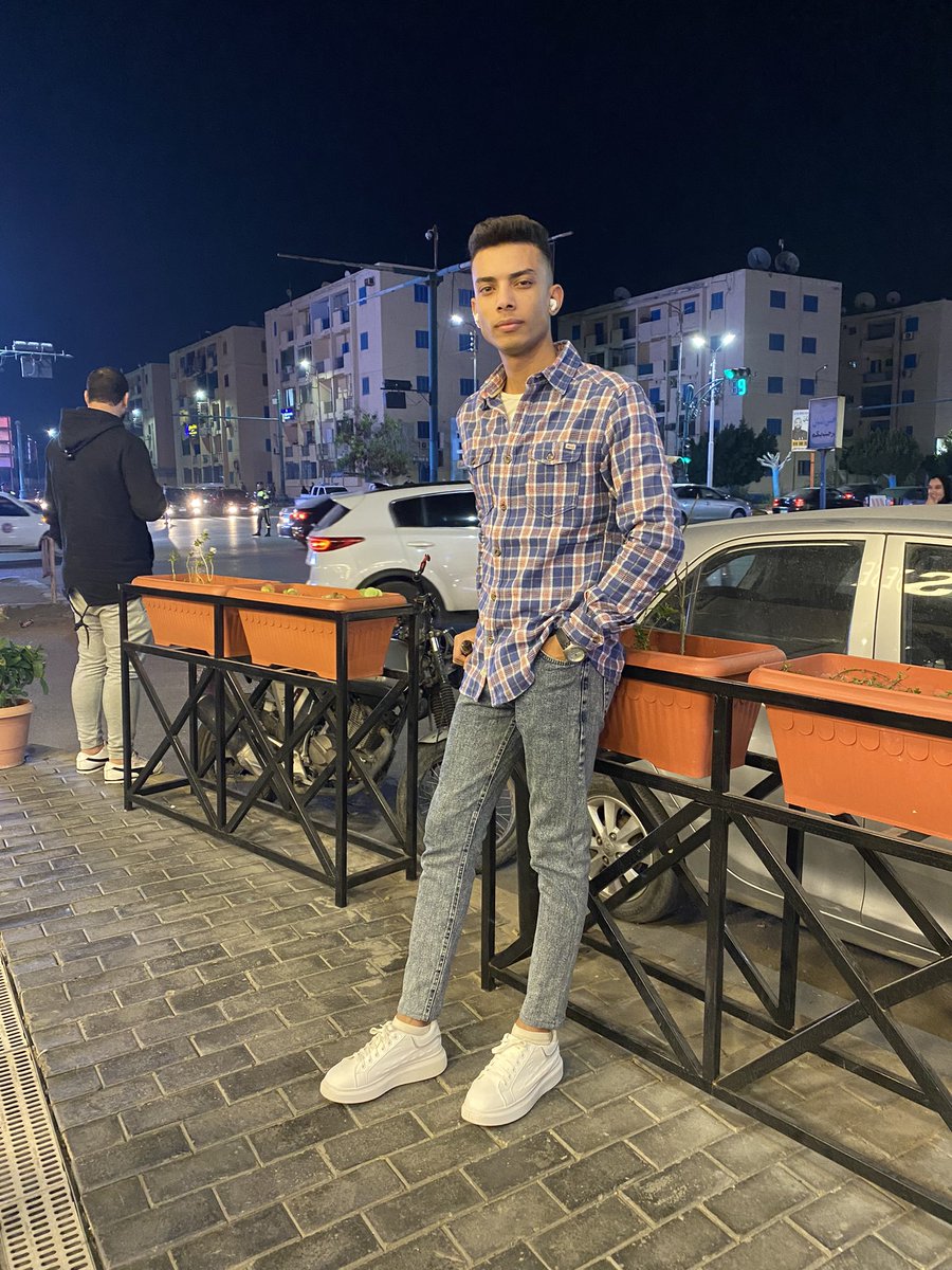 "نحن الأشياء الثمينة التى يخسرها الأغبياء