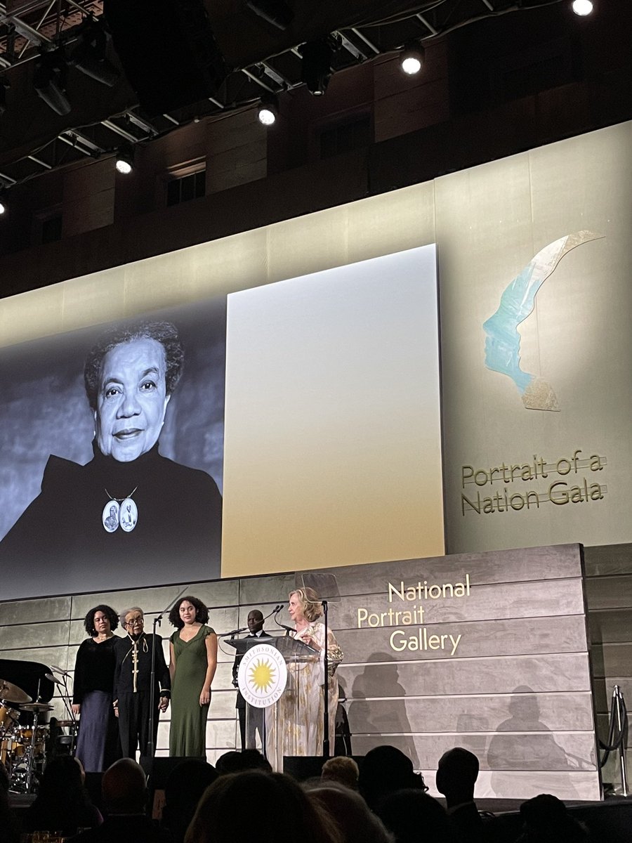 Secretary <a href="/HillaryClinton/">Hillary Clinton</a> presenting #PortraitOfANation award to her mentor, Marian Wright Edelman <a href="/smithsoniannpg/">National Portrait Gallery USA</a>.