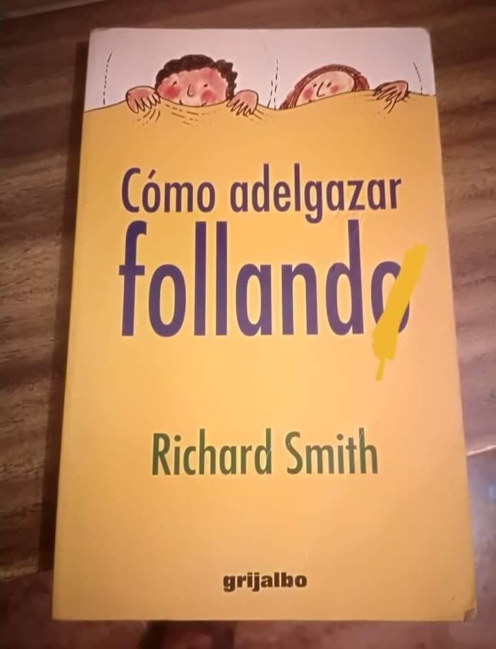soylaalterna2's tweet photo. No molestar, estoy leyendo https://t.co/2h3aMYPblv