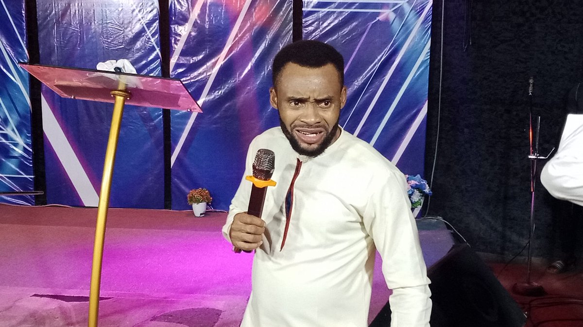 JethroIsaiahTv's tweet image. Arrogance and pride does more harm to people than they cold imagine.
@JethroIsaiahTv 
 #behumble #humilitypays