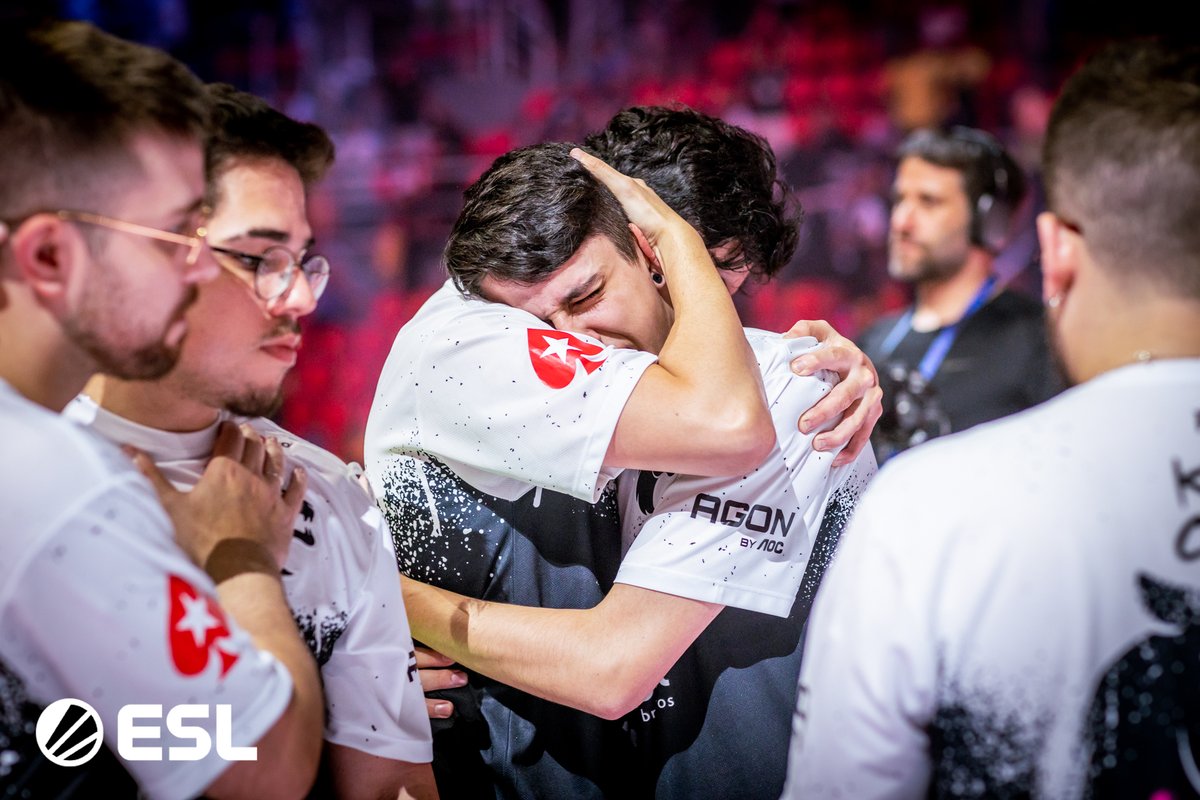 ESL Counter-Strike tweet media