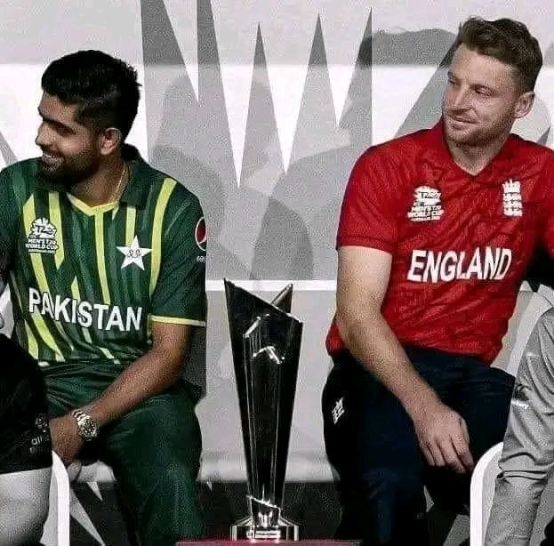 AqsaAziz22's tweet photo. Today a big competition b/w #PakVsEngFinal 
Best Of Luck Boys 🇵🇰♥️. https://t.co/b123eFx0uL