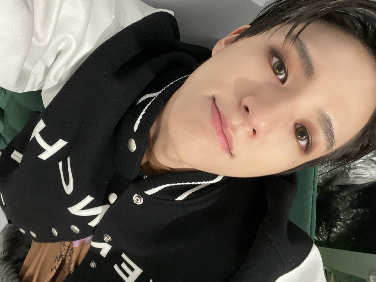 0825media's tweet photo. 221113 👑💬 UPDATE https://t.co/ERCmahkM1x