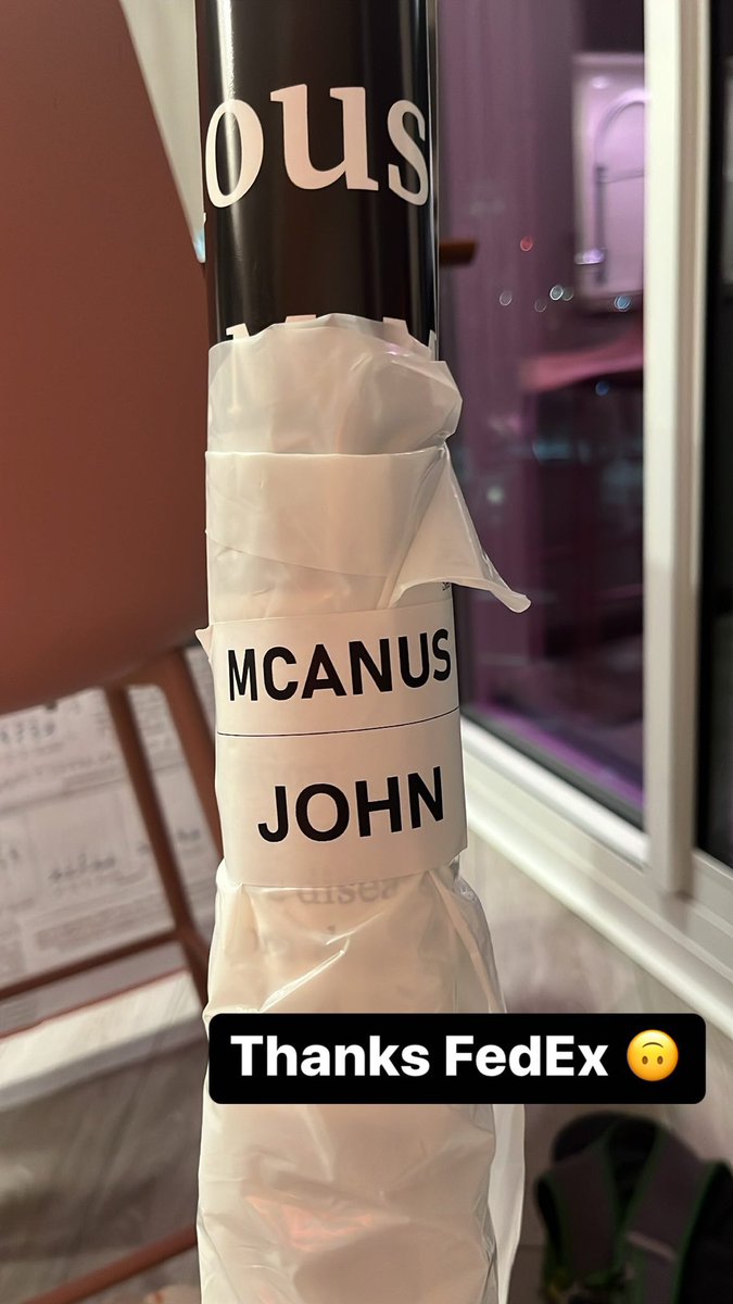 Day one! Please say hi and show me all of your science 😊
#SfN2022
Ps - thanks for mislabelling my name on the poster FedEx. Sick burn, you guys got me good.