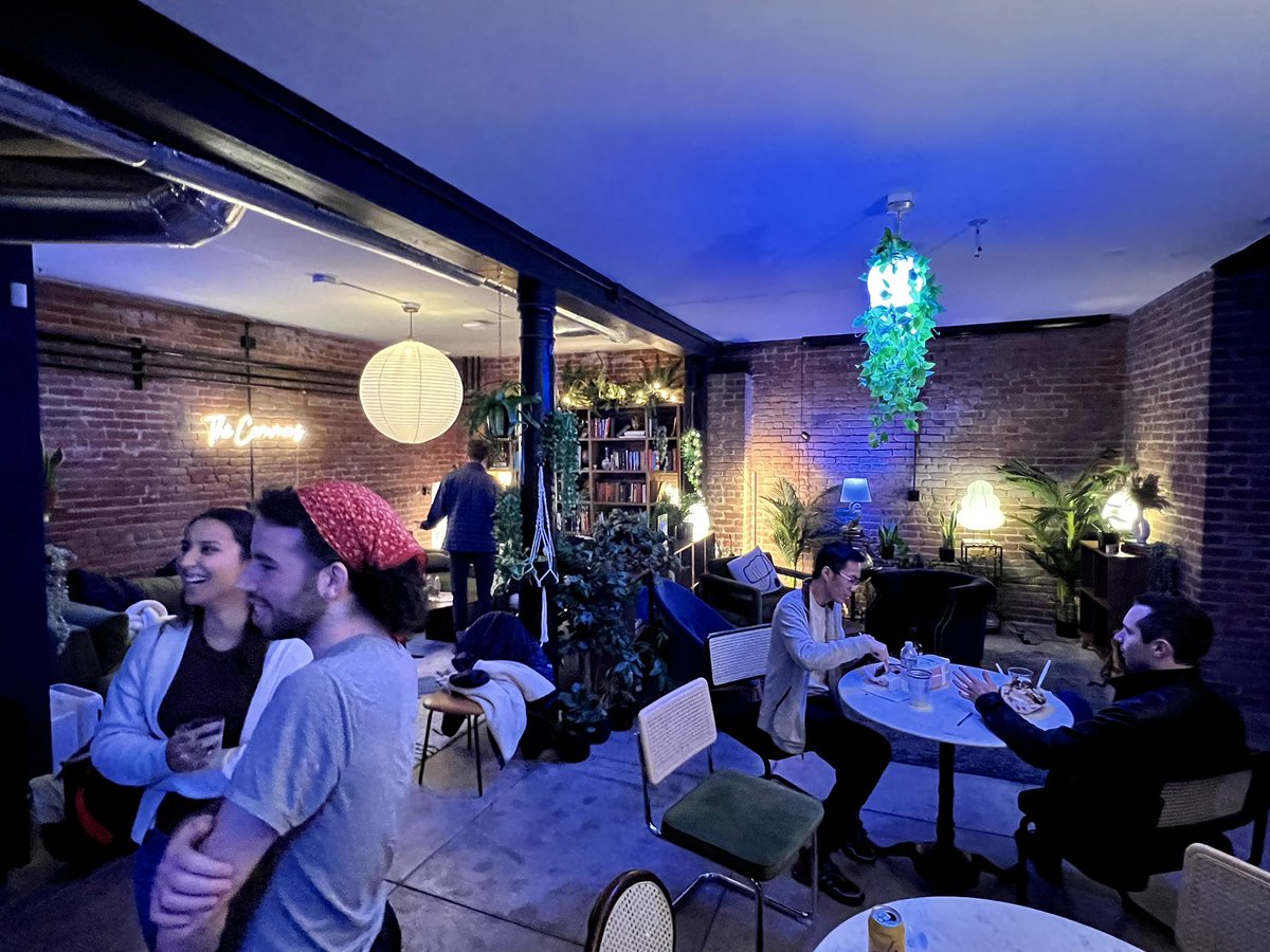 emmanuel_2m's tweet photo. SF is back, more than ever!! Huge founder energy tonight at the #AIGrant party. Lots of AI founders are moving to SF, building products, raising funds, shipping fast.
I got an overdose of Gen AI, NERFs, LLM, bots, etc (& Dreambooth too)
This is the SF I came here for πΊπΈ π https://t.co/k7LS1qhLgp
