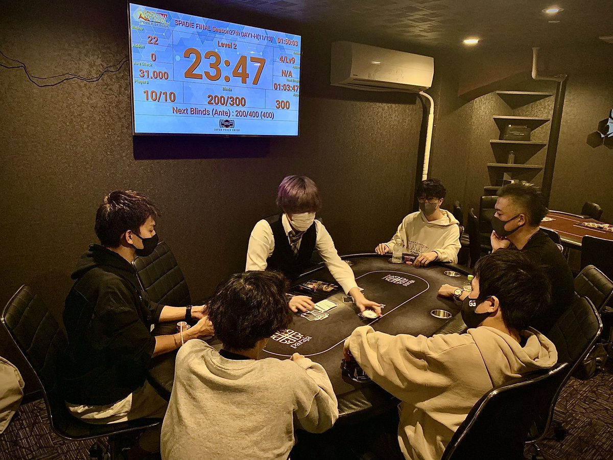 parajacasino's tweet photo. ♠️SPADIE FINAL DAY1-H♠️
現在12名様で進行中です🏃♂️
⏰レイトレジスト→17:30
#SPADIE
#銀座パラハ
#paraja https://t.co/NLDzSNrrWX