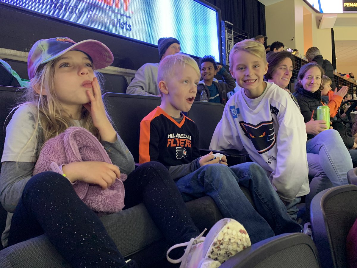 PrincipalHBK tweet media