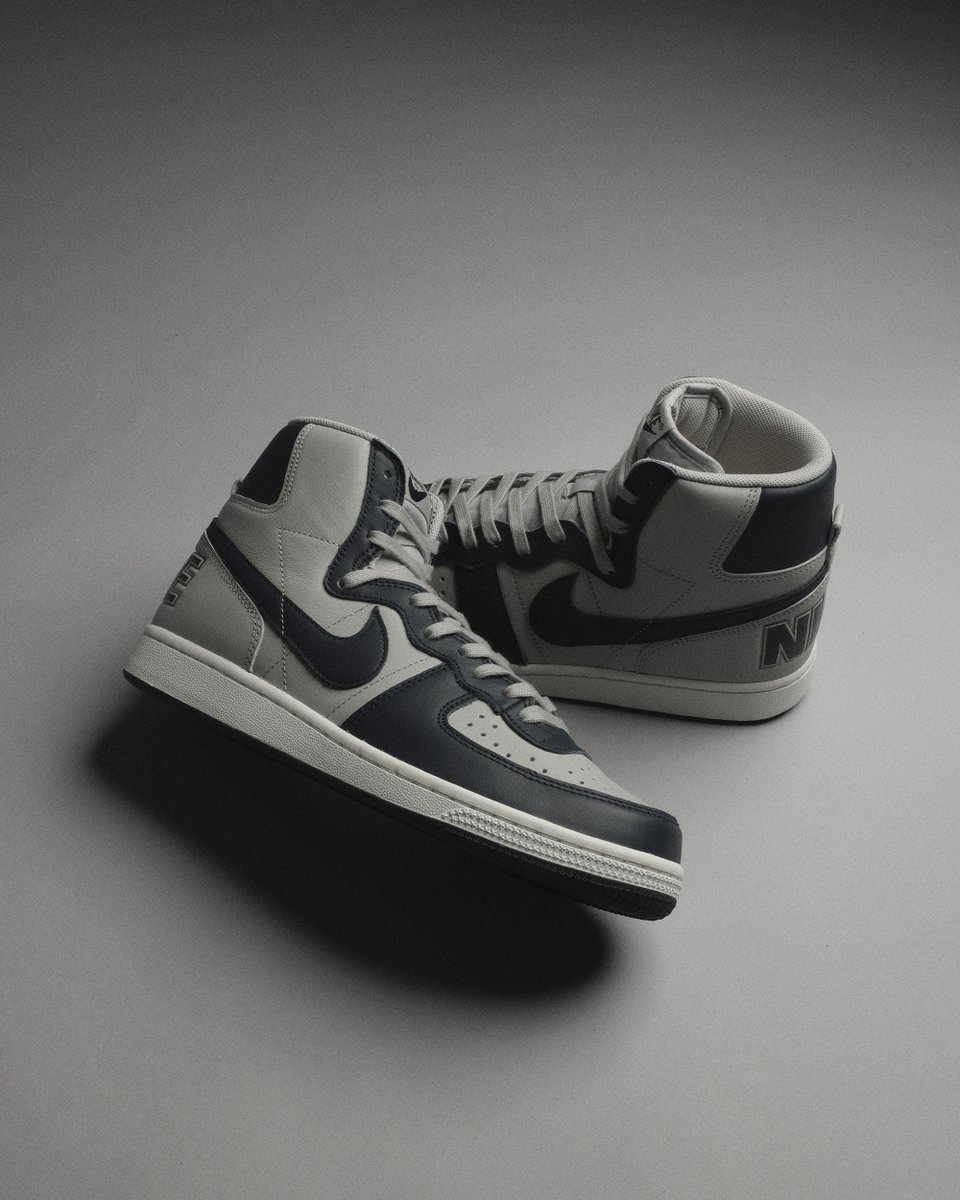 AandS_official's tweet photo. information
※販売方法に関しましてはストーリー、又はWEB STORE NEWSページよりご確認ください。
■NIKE TERMINATOR HIGH
COLOR : GRANITE/DARK OBSIDIAN-SAIL
SIZE : 23.0cm - 29.0cm, 30cm
PRICE : ¥16,500 (tax incl.)
#a_and_s
#NIKE
#NIKETERMINATOR
#NIKETERMINATORHIGH https://t.co/yHc12UC77r