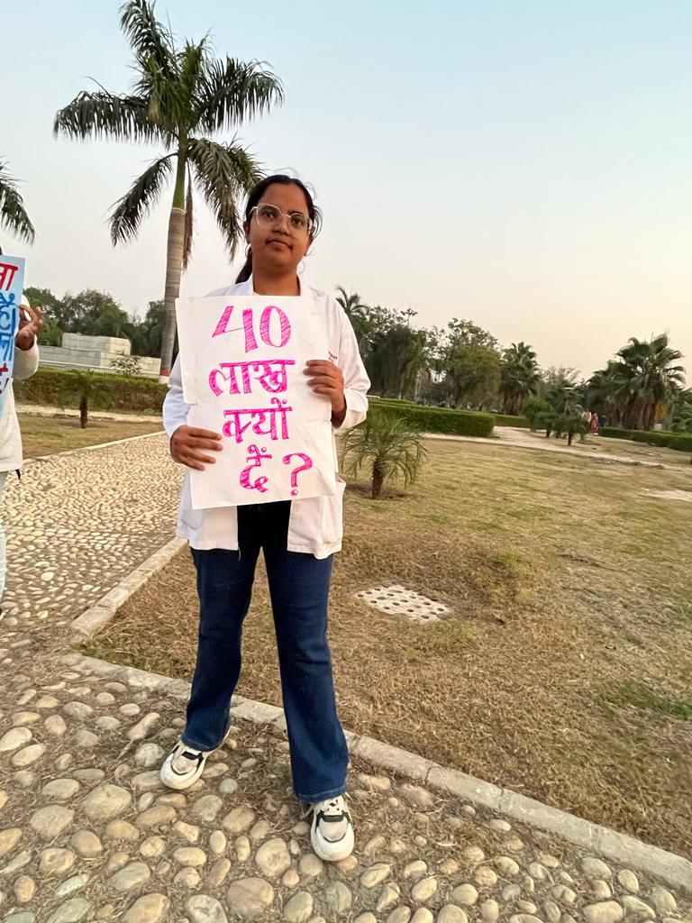 PoonamN191329's tweet photo. #savethemerit #bond_Free_Bharat #shameonharyanagovt https://t.co/MYlI8IbNhE