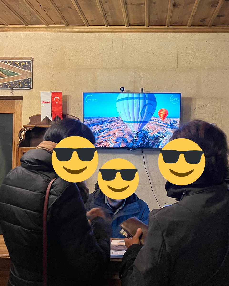 気球のオフィスで待ってたら受付でBen Bohmerの上空djセットの映像流れてた！この気球会社Turquaz Balloonsインスタも一番センスいい

youtu.be/RvRhUHTV_8k