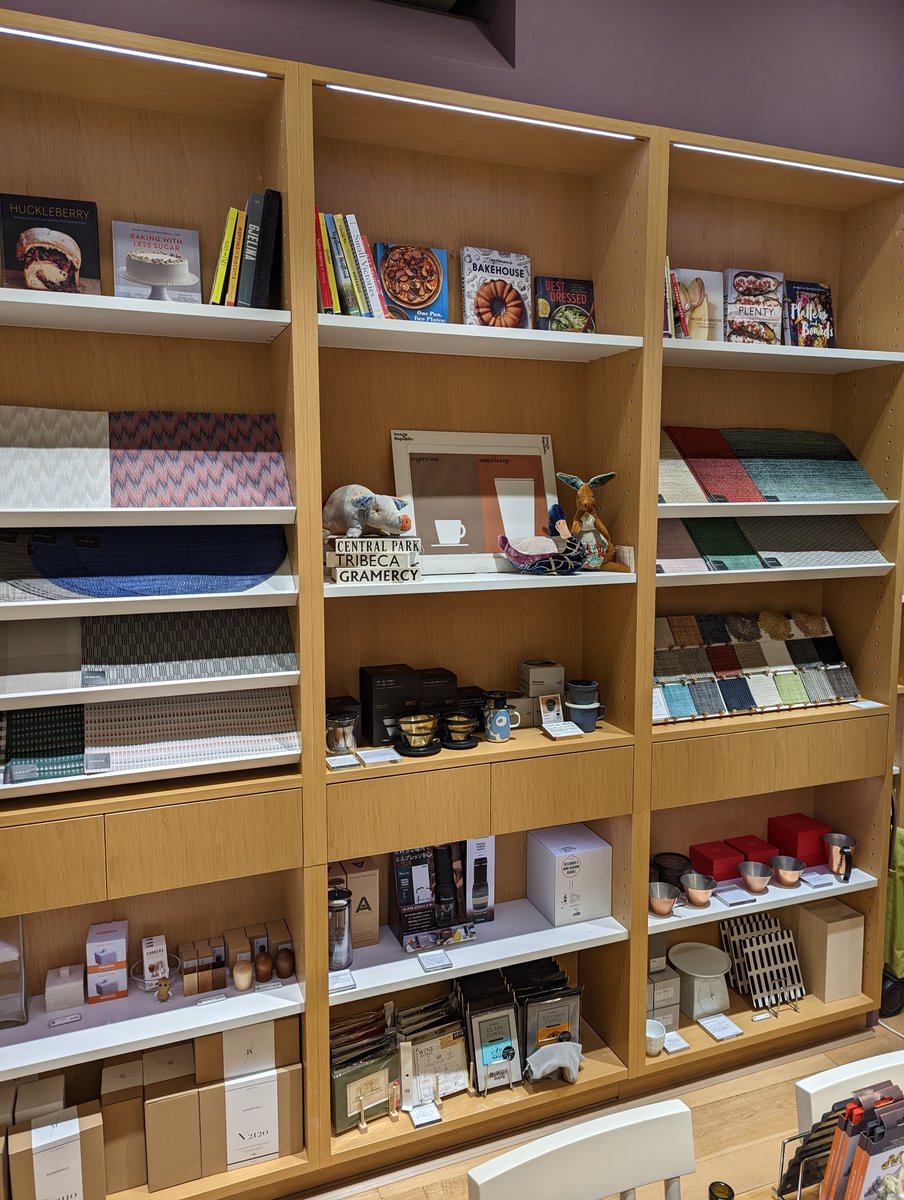 dunrie's tweet photo. A little Ann Arbor seen in Tokyo: @zingermans bakehouse cookbook at @Ginza_Itoya (top shelf middle) https://t.co/3knQt350c2