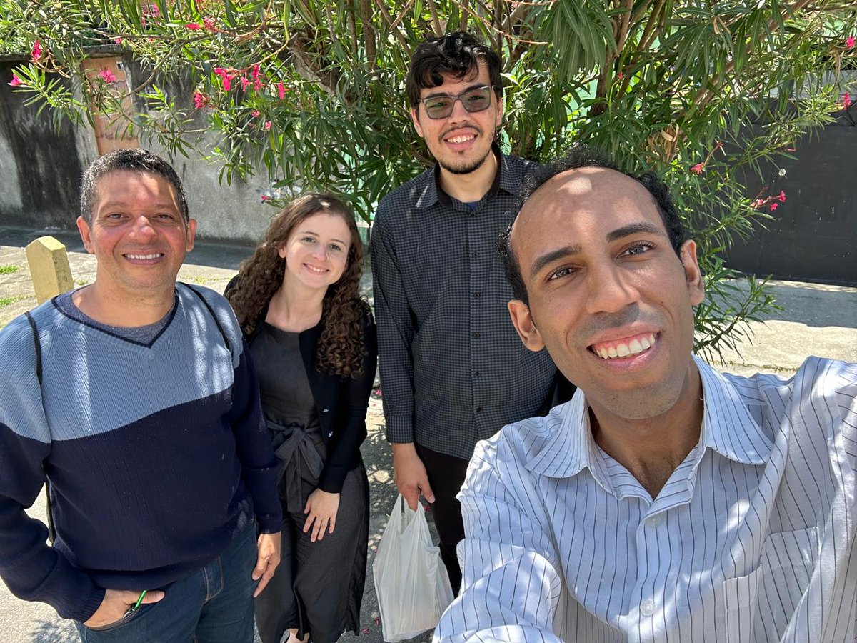 djsussa's tweet image. Sábado de louvor e glória orando pelo nosso Brasil.