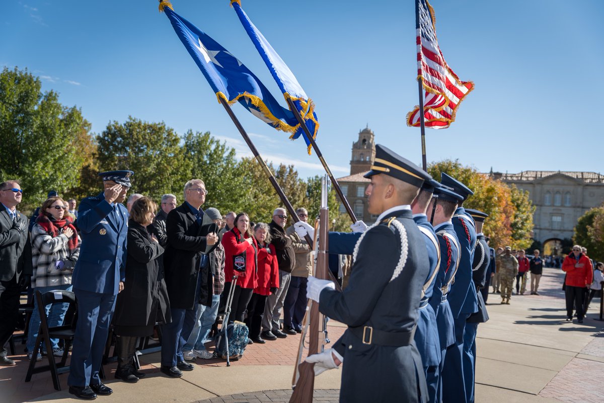 Returning to my alma mater on #VeteransDay weekend felt surreal. Honored to talk to <a href="/TexasTech/">Texas Tech University</a> #RedRaiders at #RawlsCollege about my military experience, the intersection between STEM &amp; the @USAirForce, &amp; the value of diversity &amp; inclusion in our organizations.
