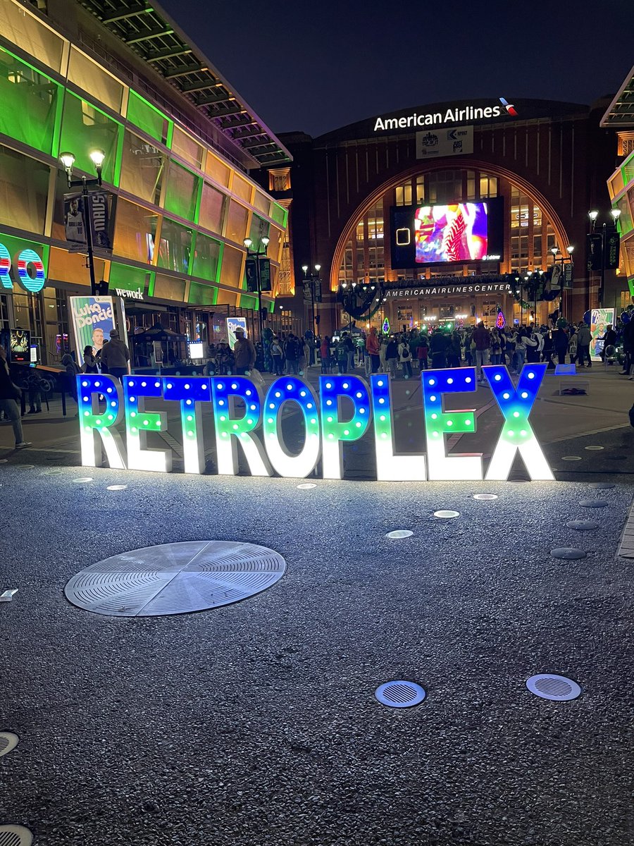 FinegoldDTX's tweet photo. The #retroplex was 🔥🔥🔥 tonight! So proud of the entire CCE team at the @dallasmavs. Too many people to name who had a hand in creating the groovy vibes 🕺🏽#mavscity #mffl https://t.co/YLtlo7reH2
