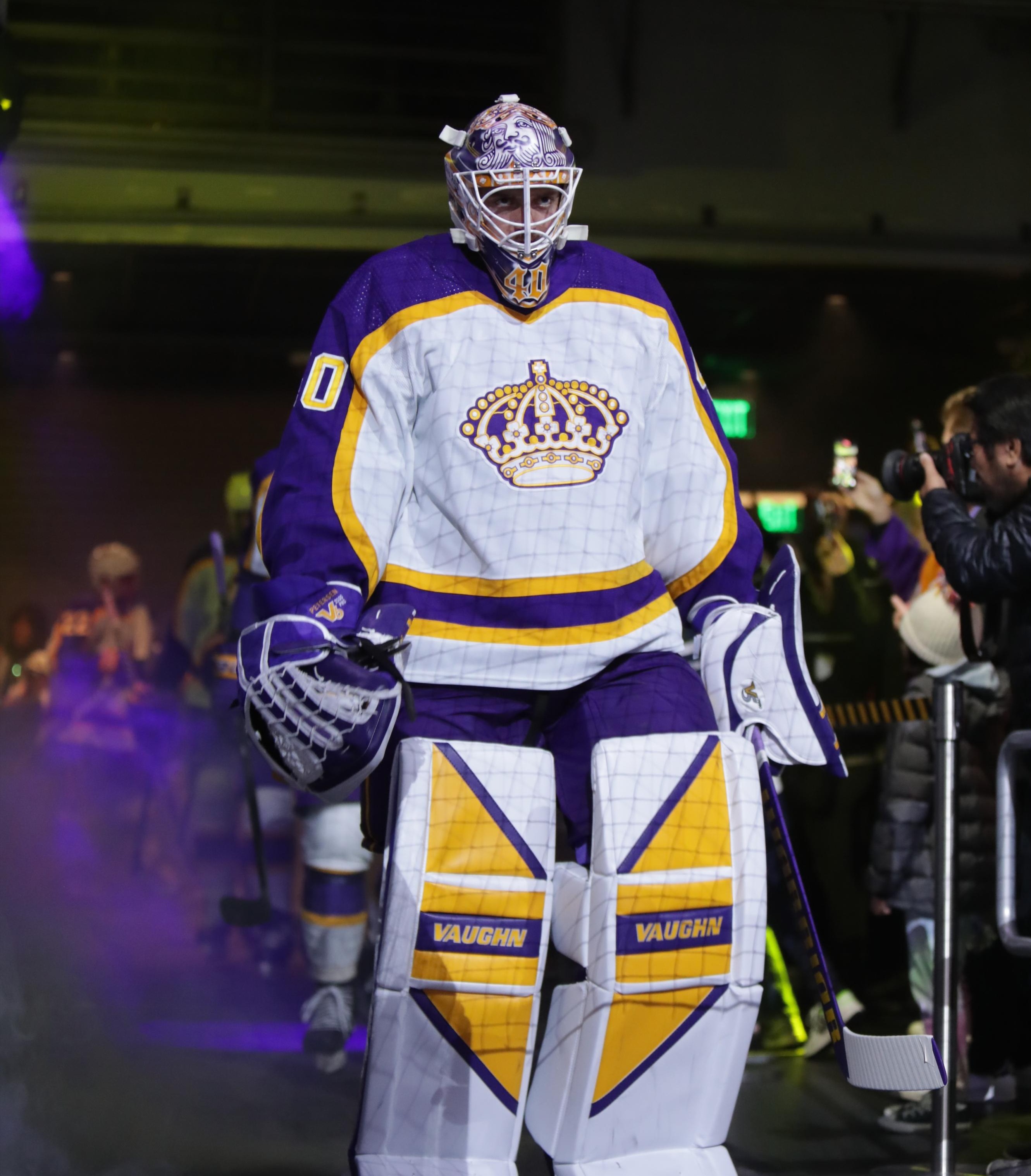 la kings reverse retro jersey