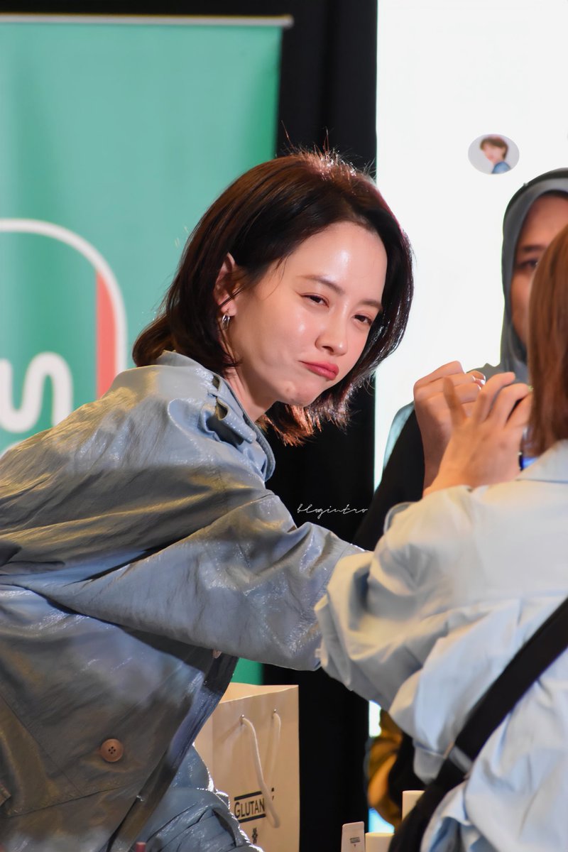 221112 Cute JiHyo

#SongJiHyo #송지효
#SongJihyoinKL  
#JihyoXGlutanex 
#SongJiHyoinMY
#SongJihyoinMalaysia
