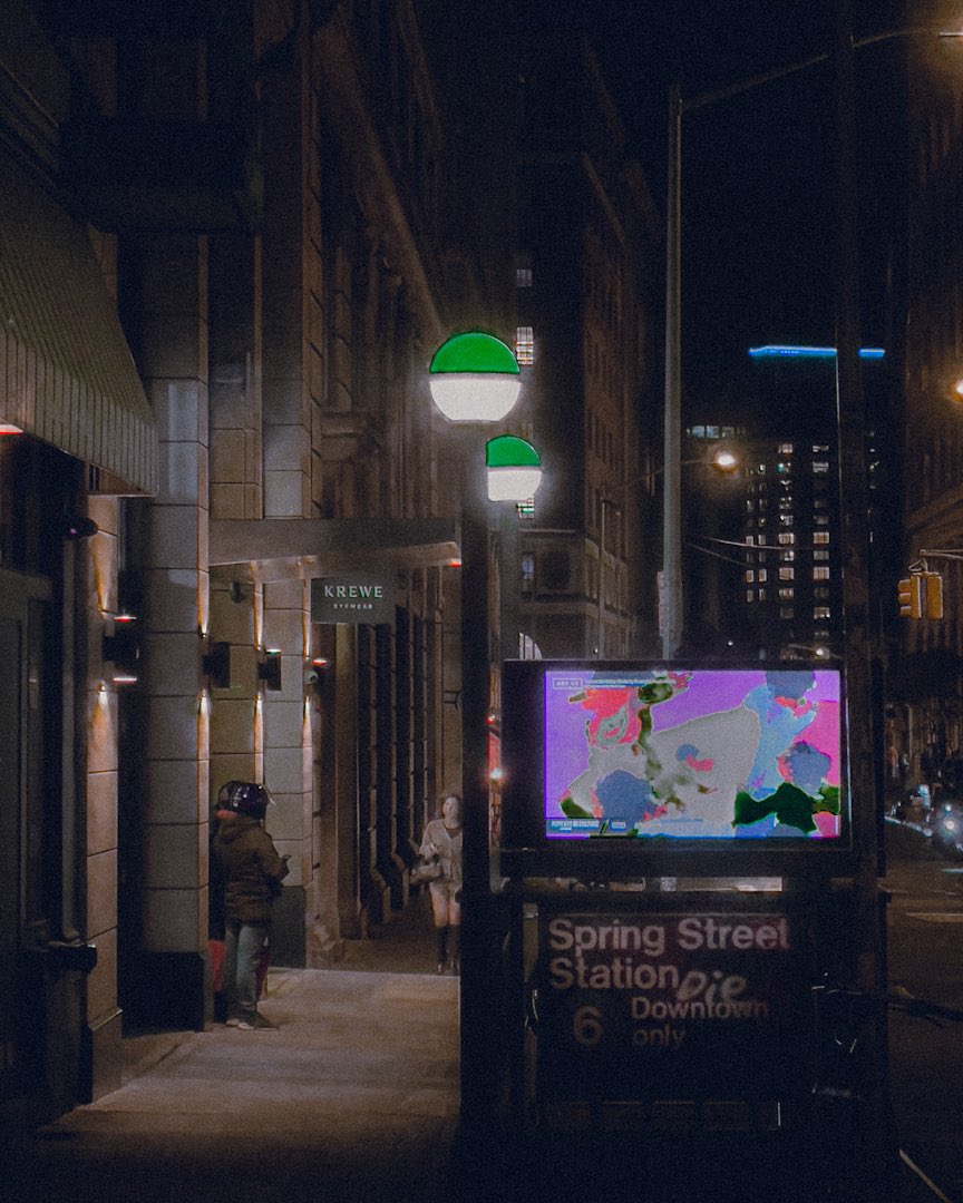 DahNehLease's tweet photo. City Tings #Nyc #streetphotography #sonya7iii https://t.co/F3zANmfnHh