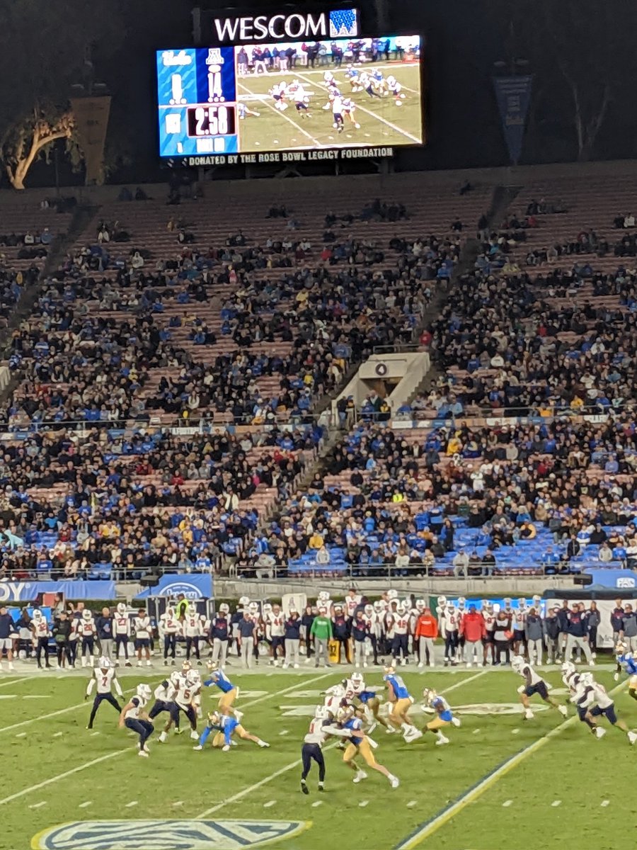 jennybrody's tweet photo. Down 14-0 to Arizona after 1Q. Maybe @UCLAFootball should retire "We Ready" as their entrance song. #UCLAFootball #GoBruins #4sNOTup #AZvsUCLA https://t.co/WYqmJmLe9Q