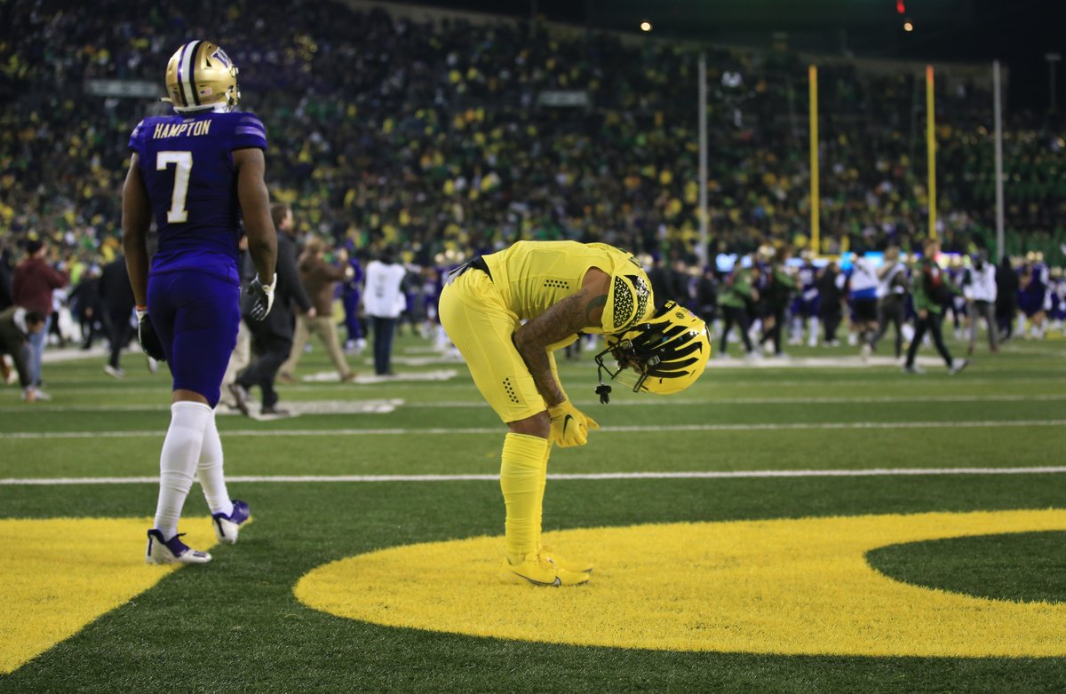 Final: Washington upsets Oregon 37-34 at Autzen.

Photo gallery here: bit.ly/3TvB16j

<a href="/registerguard/">The Register-Guard</a> <a href="/oregonfootball/">Oregon Football</a> <a href="/UW_Football/">Washington Football</a> #collegefootball #Pac12FB
