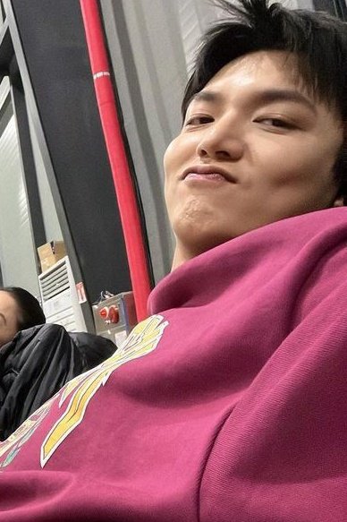 lmhcontent tweet picture