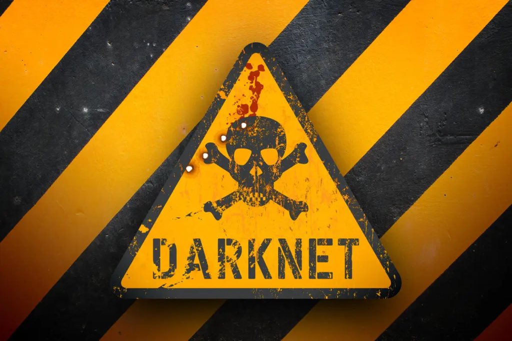 🦅DARK WEB NA TISHIO LAKE 😢
🧵🧵

Eneo unalo ishi ni mtaa gani ambao una historia ya kukaliwa na wahuni wa kila aina ?basi hata huku kwenye internet kuna mitaa ukipita ,una asilimia chache sana za kubaki salama 😁😁 labda uwe unajua vizuri namna ya kujilinda mtandaoni