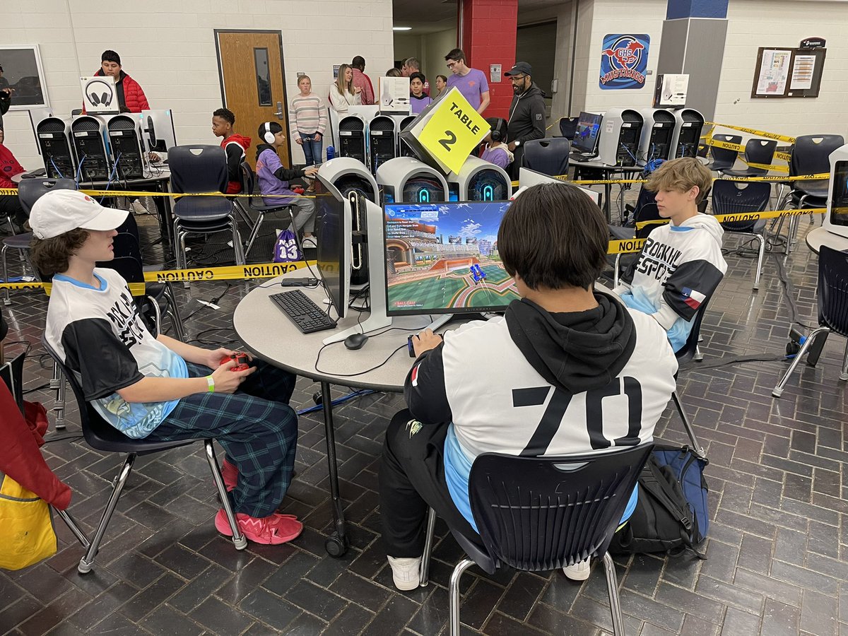 RockHillEsports's tweet image. Not a bad day at all at the #GCISDRocketLeague22 tourney!Team standings out of 65 teams: Black-5th place, Blue-9th place, Silver-17th.  Congratulations to @PHSEagleEsports on their championship win!  Amazing time for our kids! @prosperCTE @ProsperISD @RockHillHS @RockHillMedia