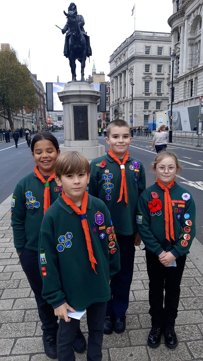 Sarah Evans tweet media